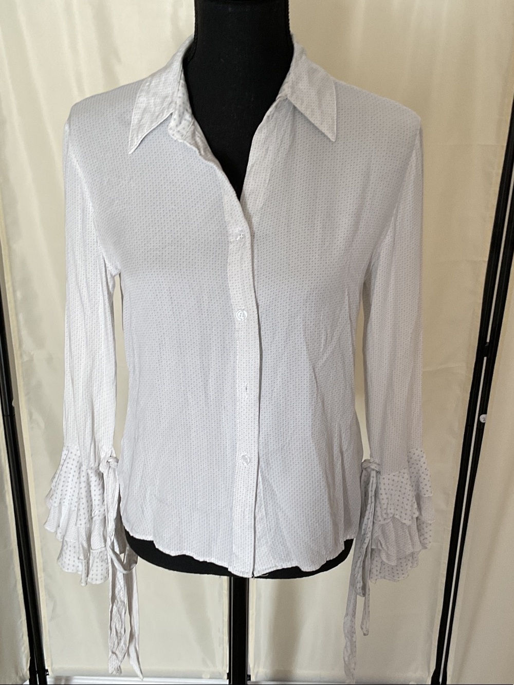 Women's Light Gray Button-Down Shirt with Ruffle Tie Cuffs